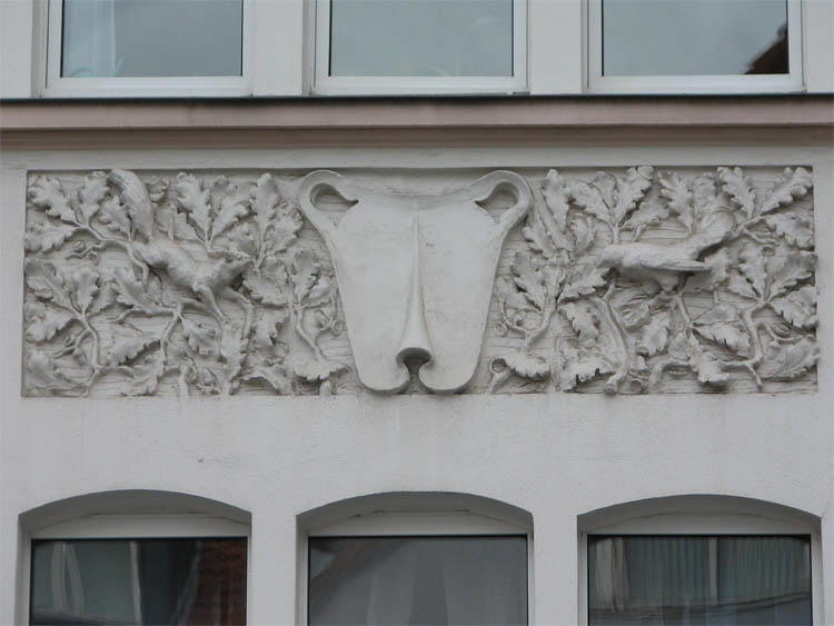 Hubertusstr. 1 / Podbielskistr.