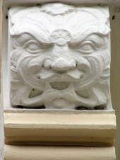 Maschstr. 9