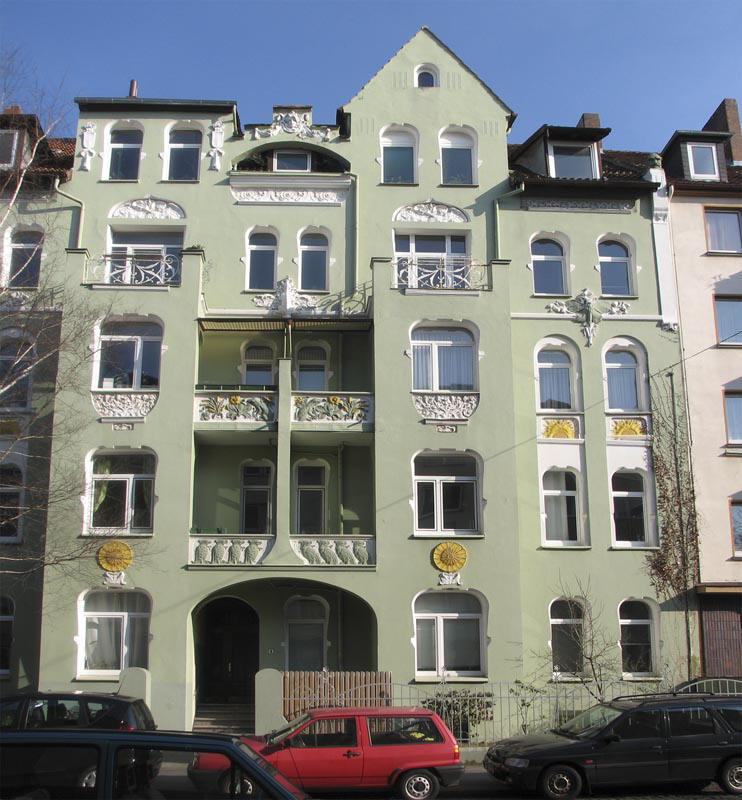 Robertstr. 4