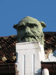 Robertstr. 4