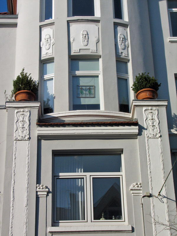 Manteuffelstr. 3