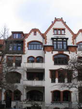 Beethovenstr. 8