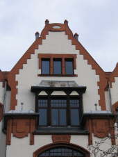Beethovenstr. 8