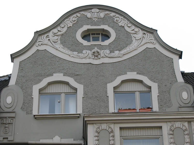 Ferd.-Wallbrecht-Str. 3