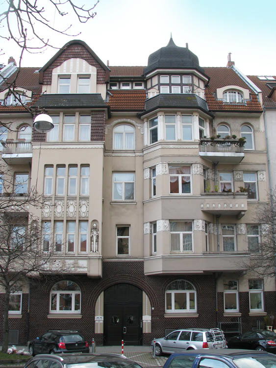 Ferd.-Wallbrecht-Str. 15