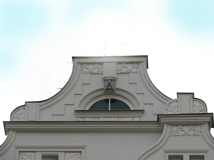 Ferd.-Wallbrecht-Str. 19