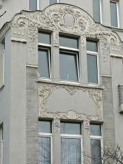 Ferd.-Wallbrecht-Str. 33