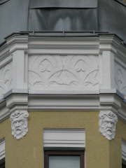 Ferd.-Wallbrecht-Str. 2