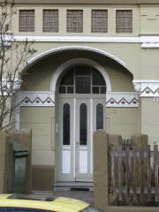 Pfarrlandplatz 9