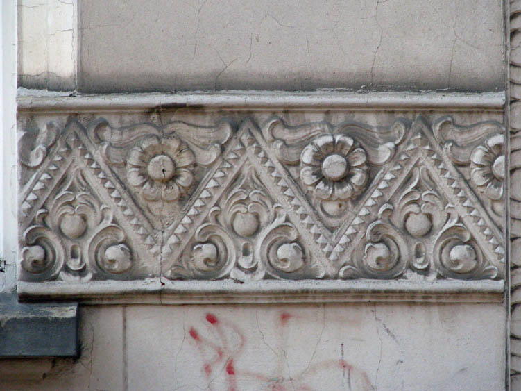 Leinaustr. 13